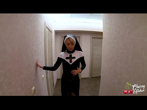 ❤️ Сексуальная Монашка Сосет и Трахается в Жопу до Окончания в Рот ️ Видео траха на нашем сайте ❤